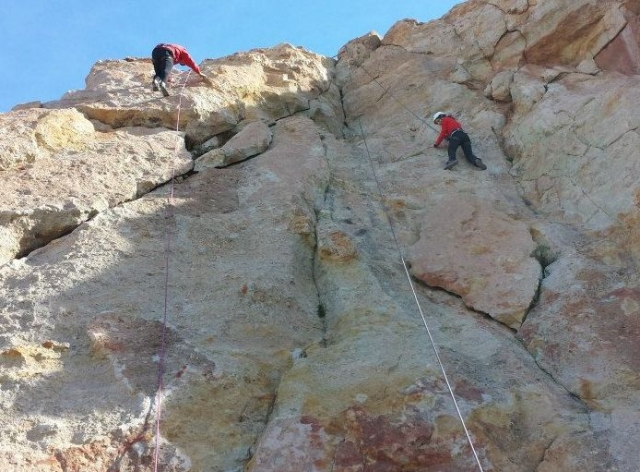 llega a la cima